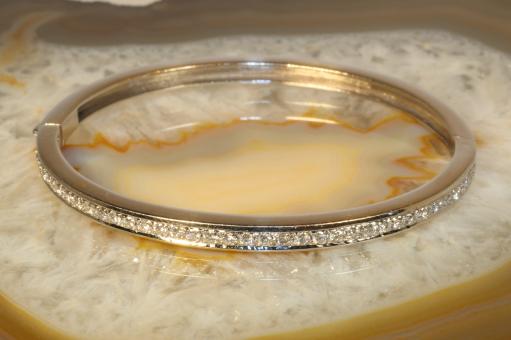 Briilant Armreif oval Weißgold 585 