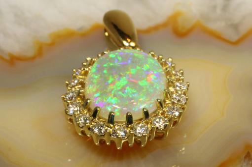 Opal Anhänger Brillanten Gold 585 